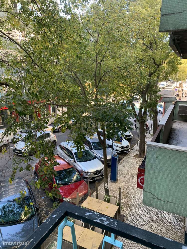 Apartamento T4 para Remodelação Total em Arroios – Rua Pascoal de Melo - Grande imagem: 5/11