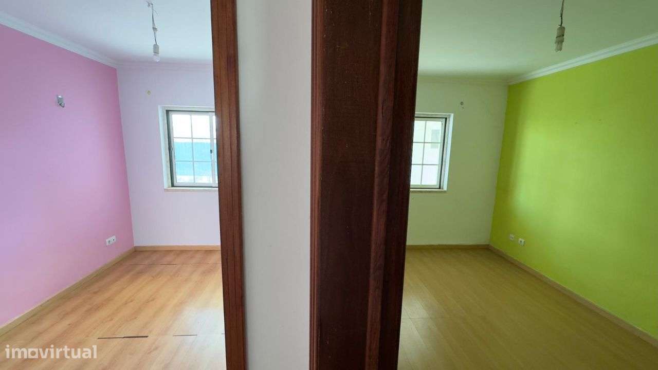 Moradia T3 + anexoT3 + sótão - 195 m2 - Abóboda - São Domingos de Rana-8