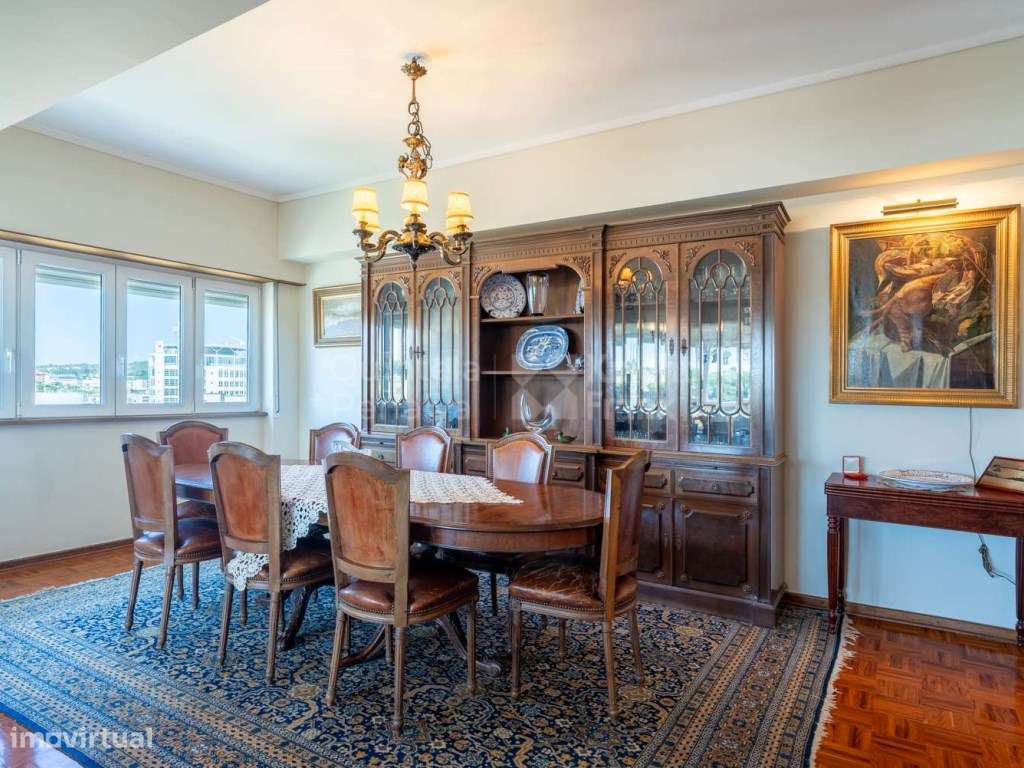 Apartamento T2 para arrendamento, com móveis em Algés - Grande imagem: 2/25