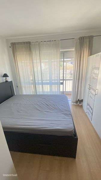 T0 Avenida da República c/ lugar de garagem - Grande imagem: 5/12