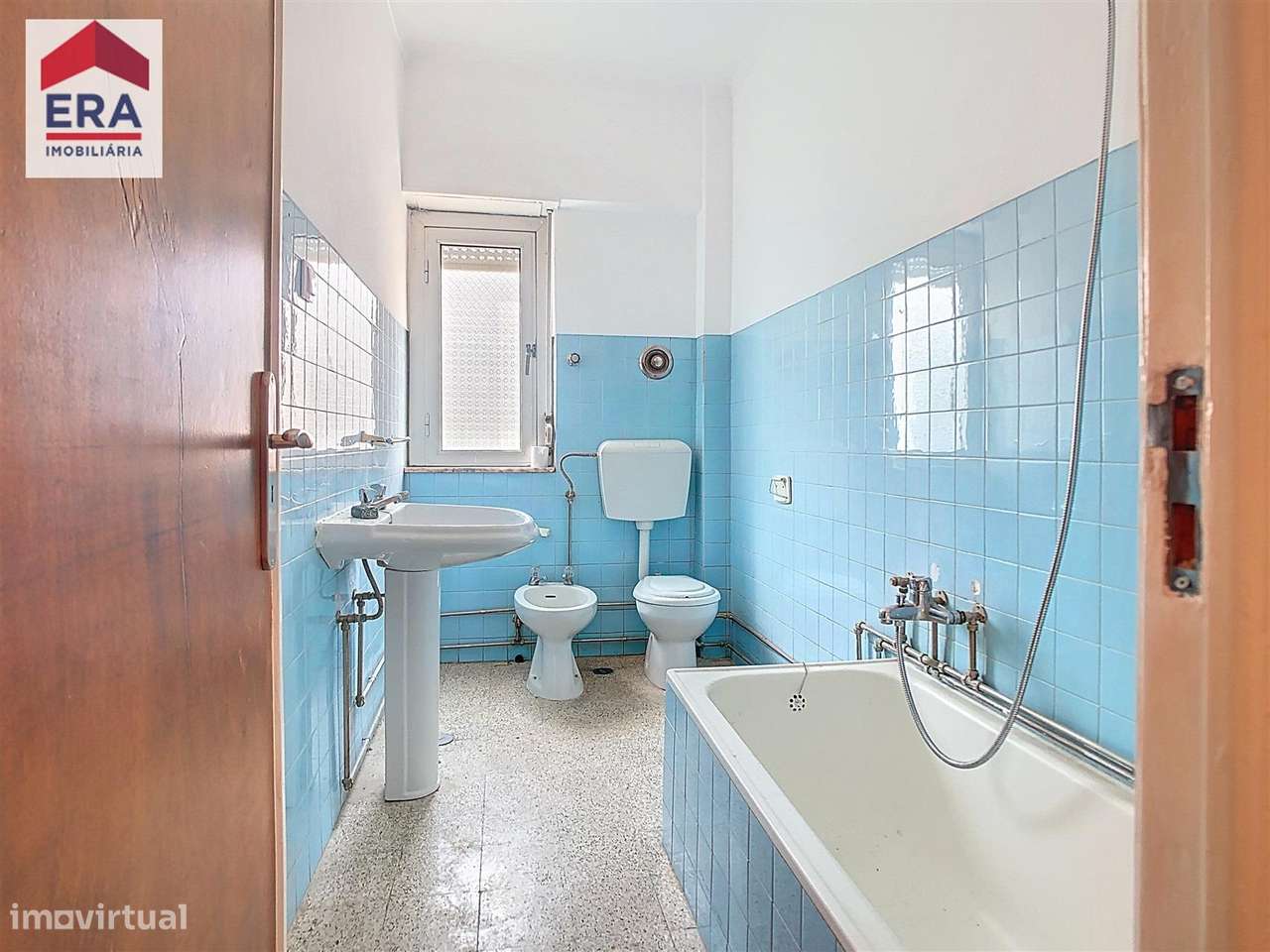 Apartamento T4 em Corroios-8