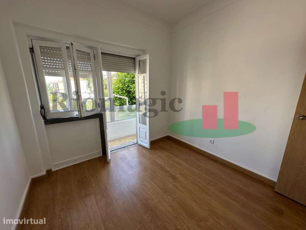 Apartamento T4 - Rio de Mouro-17