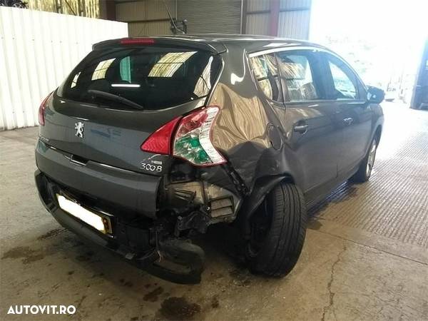 Planetara dreapta Peugeot 3008 2013 MPV 1.6 HDi - 6