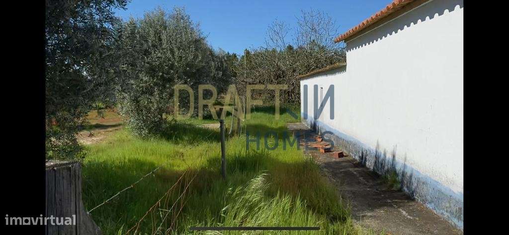 Terreno  com casa para recuperar ou para construção nova de raiz proje-5