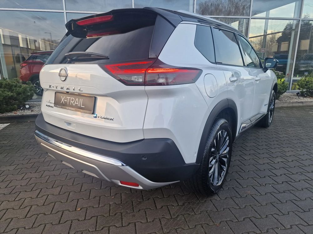 Kamery 360 / Head-Up / Szyberdach / Naturalna Skóra / Bose / El. Klapa