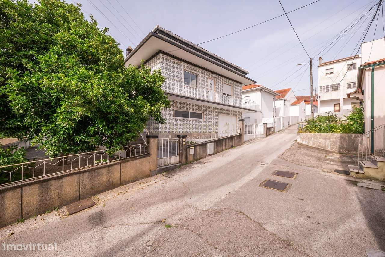 Prédio em Propriedade Total | Alto de São João – Coimbra-25