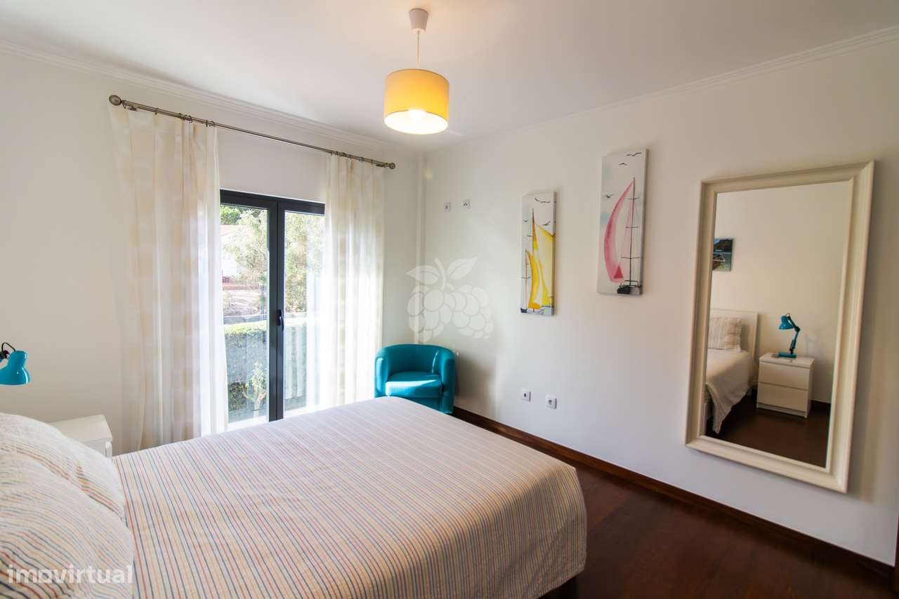 Apartamento T4 Duplex Costa da Guia-14