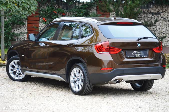 BMW X1 xDrive20d - 13