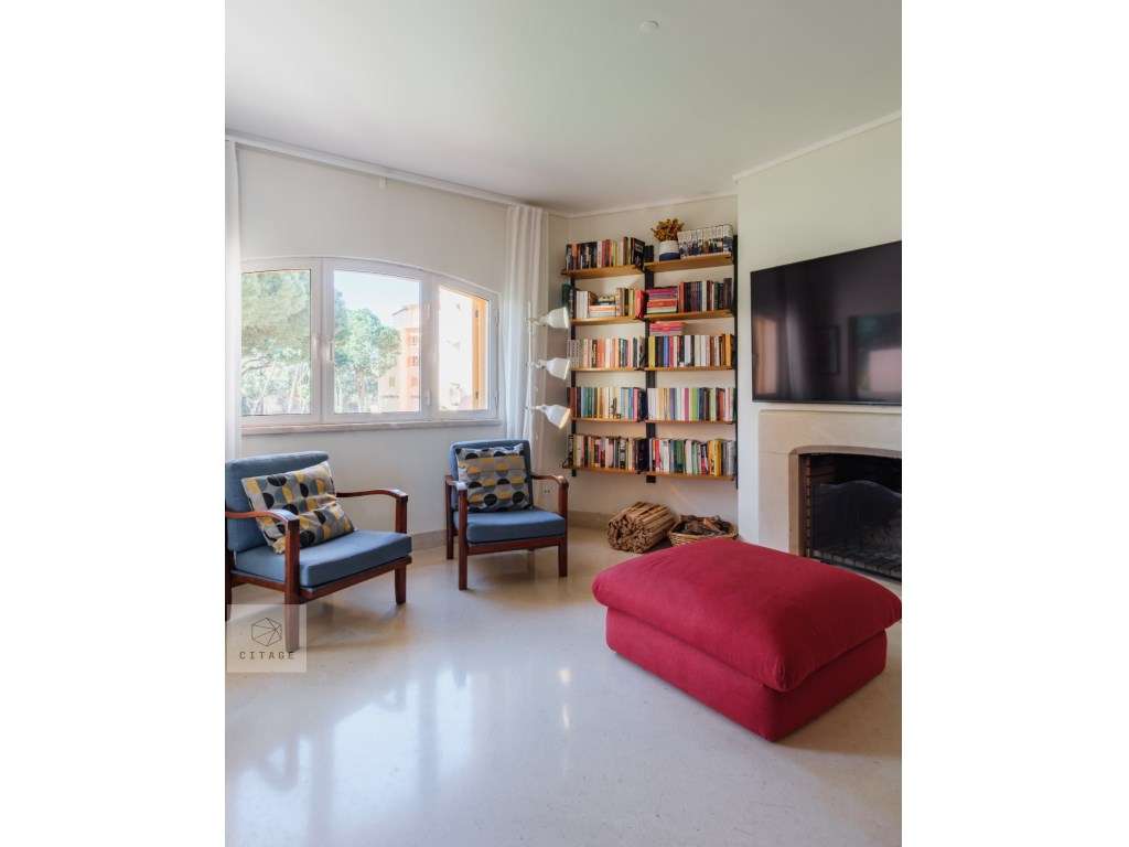 Apartamento T3 Quinta da Bicuda com varanda-9