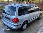 Volkswagen Sharan 1.9TDI Comfortline - 4