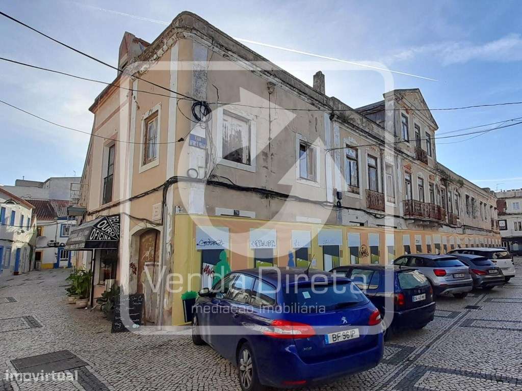 Prédio de uso misto - Comércio e Habitação, no centro histórico do ...-6