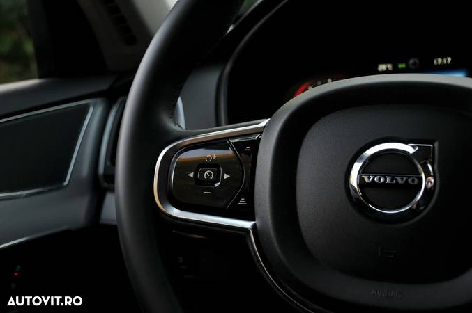 Volvo XC 90 D5 AWD Momentum - 18