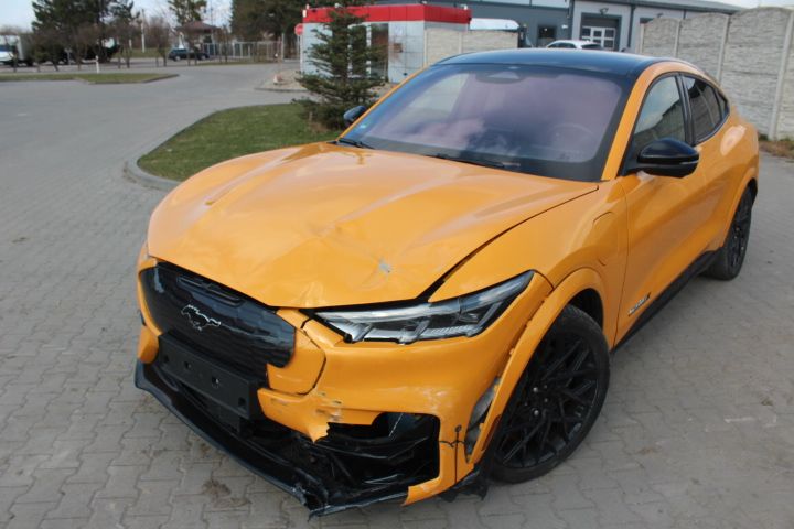 Ford Mustang Mach-E AWD GT 2023