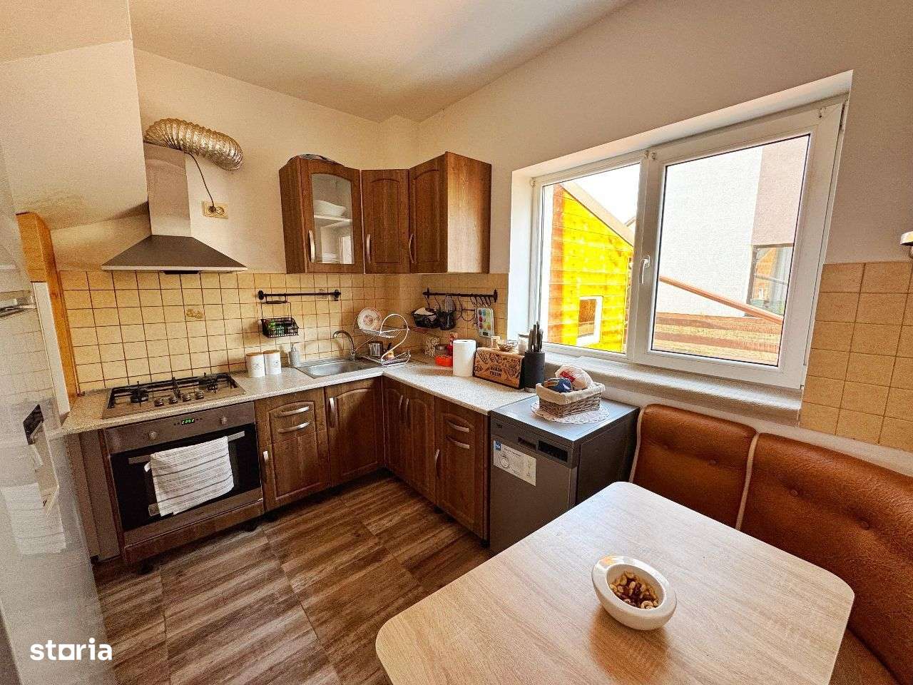 Casă de vânzare în Comuna Berceni – Mobilată & Utilată! - Imagine principală: 4/10