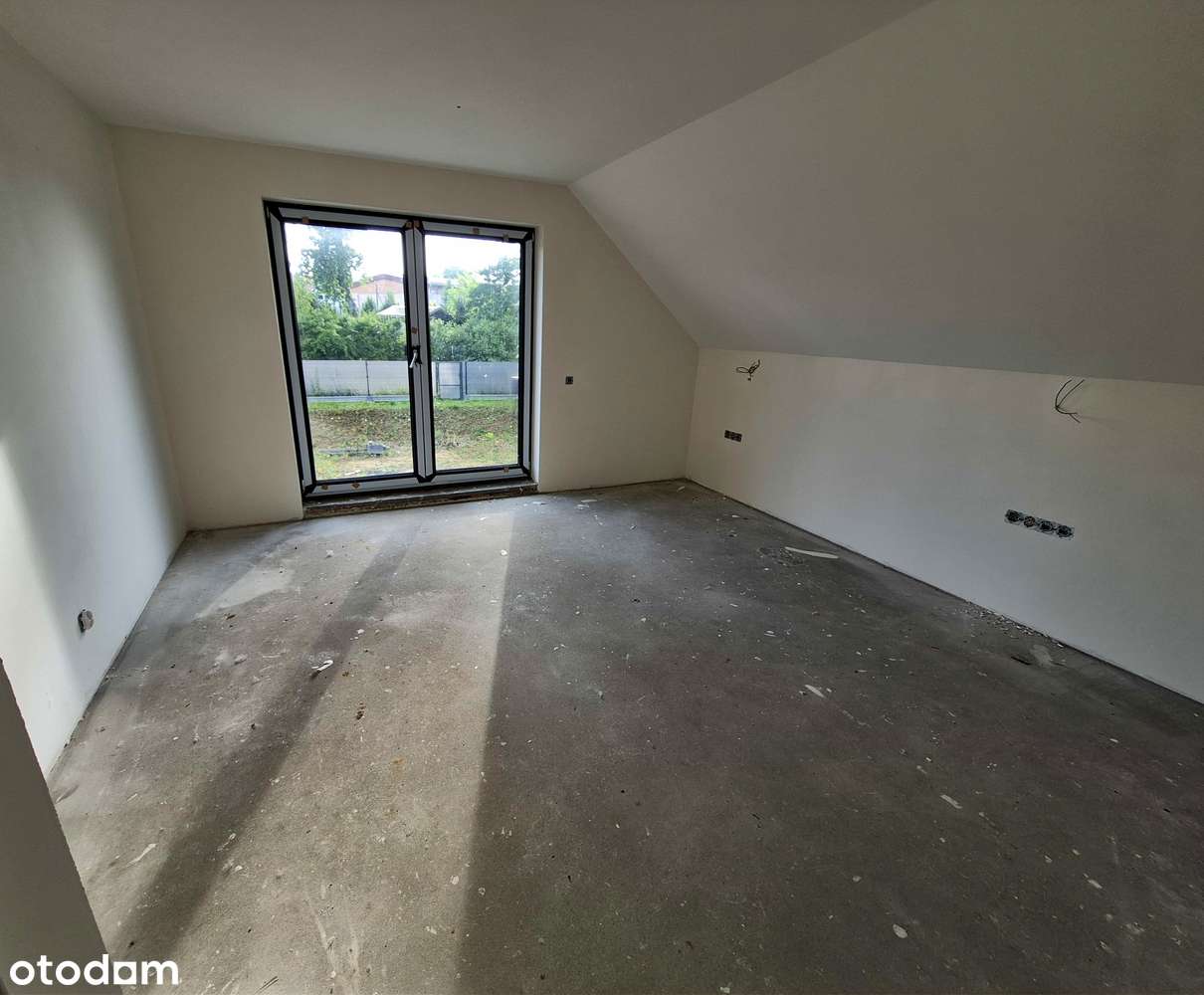 Przestronny i funkcjonalny dom z potencjałem – Dąbrówka Tczewska-15