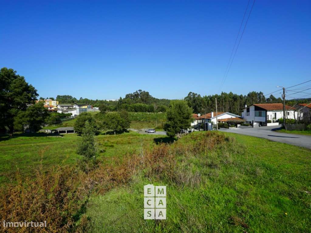 Terreno para venda com 1649m² para construção em Arrifana - Grande imagem: 3/6