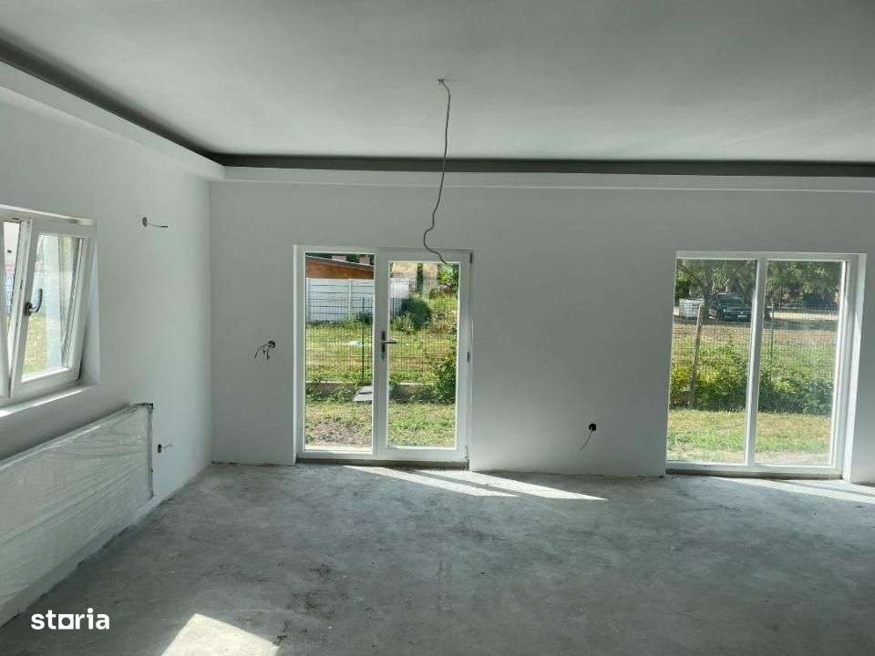 Casa-Duplex Cornetu Ilfov - Imagine principală: 4/20