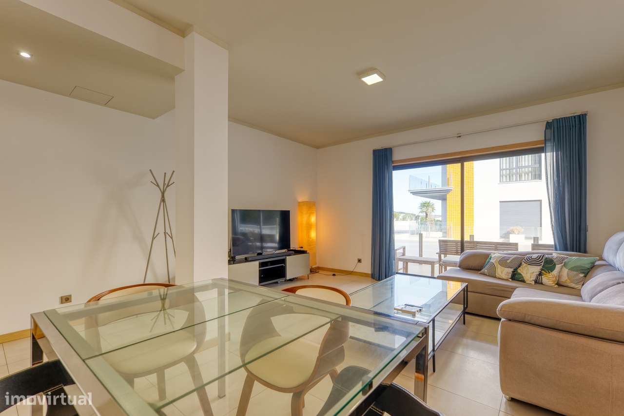 Apartamento T2, piscina e lugar de estacionamento - S Martinho Porto-18
