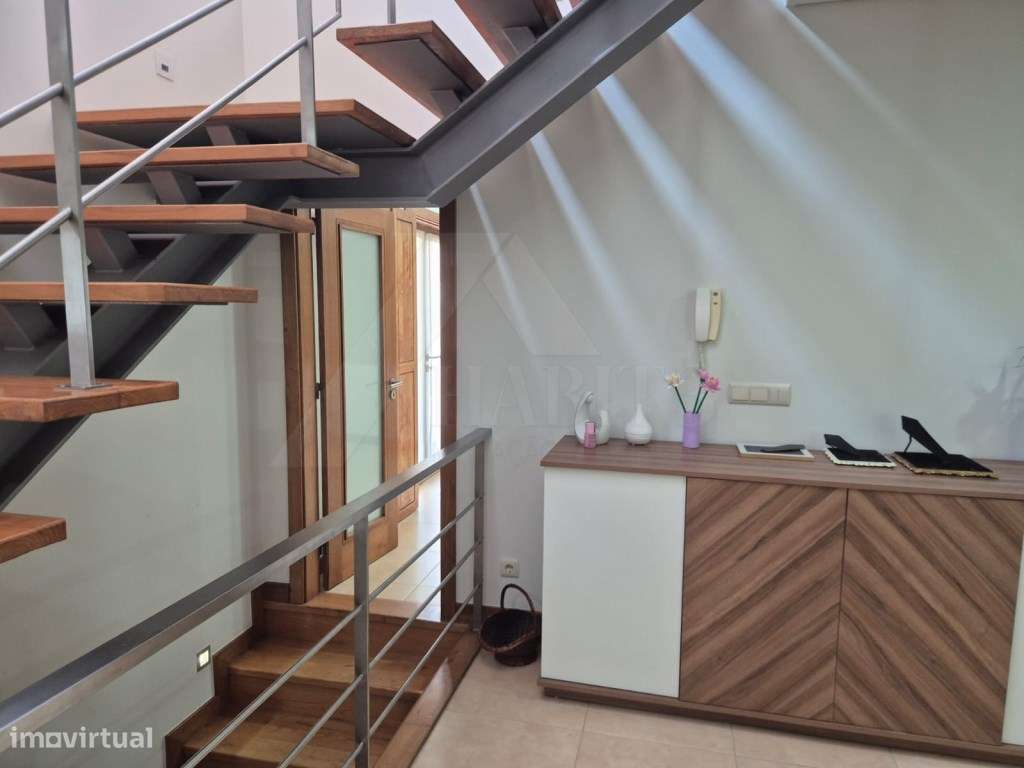 Moradia T4 com Suite, Jardim e Garagem - Centro de Ponte de Lima-32