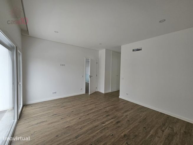 Moradia nova, com piscina, para venda em Azeitão-15