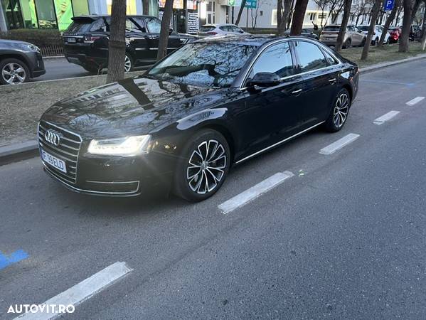 Audi A8 3.0 TDI DPF clean diesel quattro tiptronic - 14