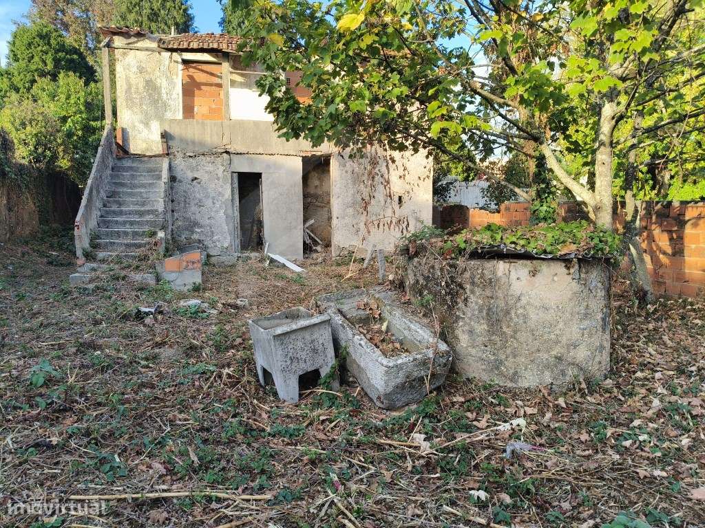 Terreno em São João da Madeira-9
