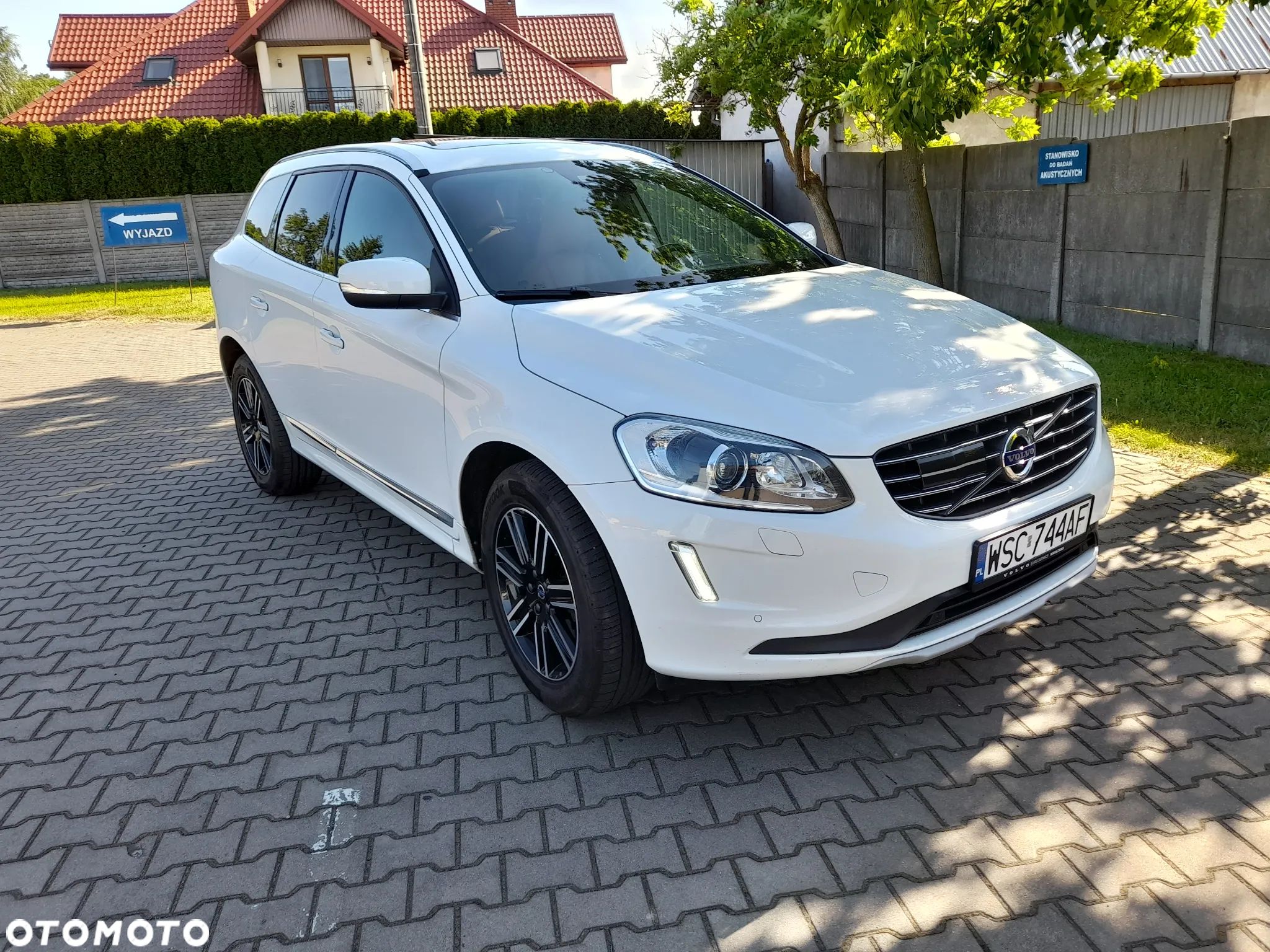 Volvo XC 60 D4 Inscription - 1