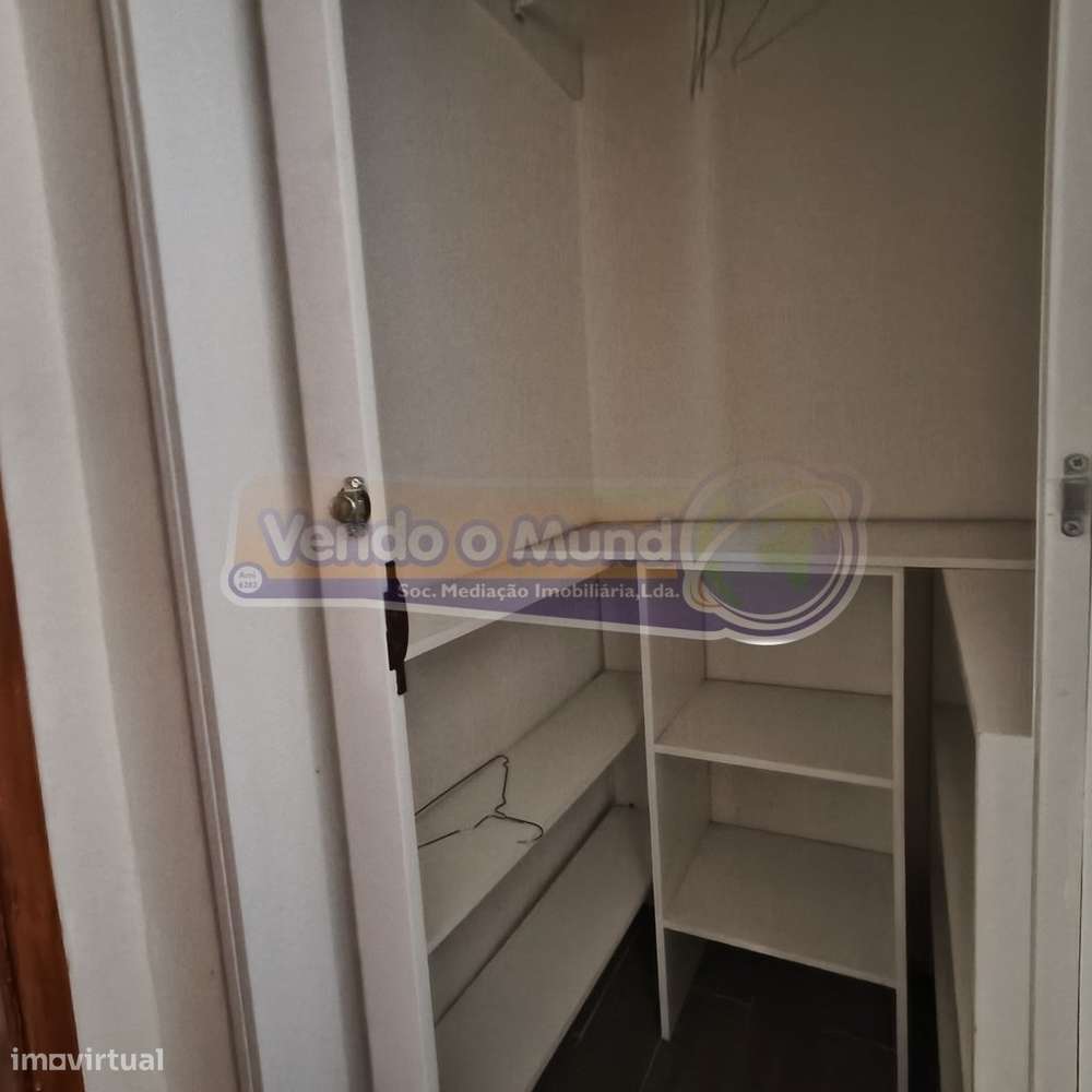 Apartamento T2 em Vila Franca de Xira (VFX123)-4