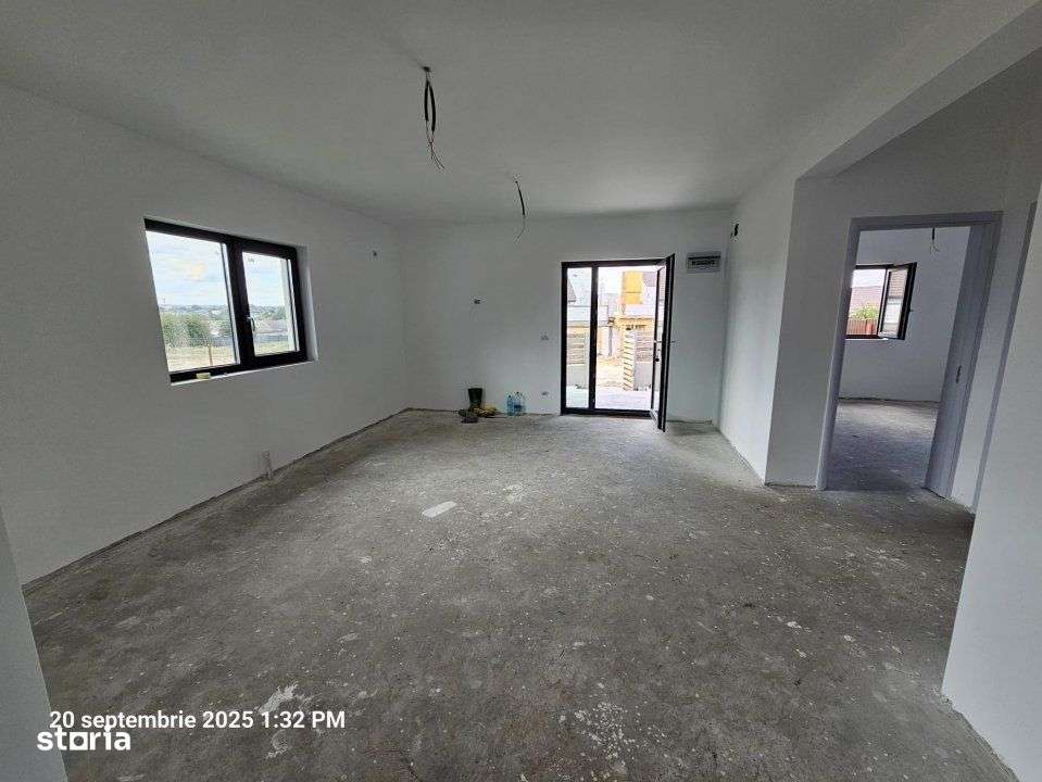 Casa deosebita zona mediana loc. Lumina - Imagine principală: 4/9