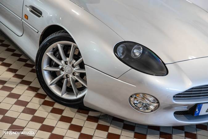 Aston Martin DB7 Vantage Coupé - 11