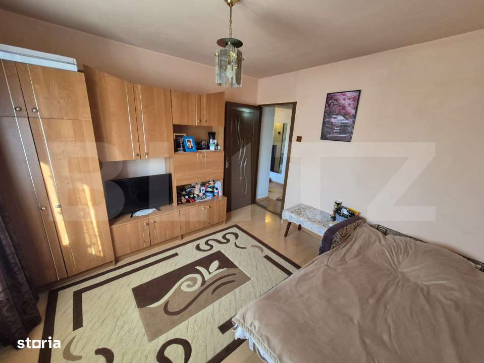 Apartament central, 2 camere, 54 mp, vedere spre Cetatea Devei - Imagine principală: 4/10