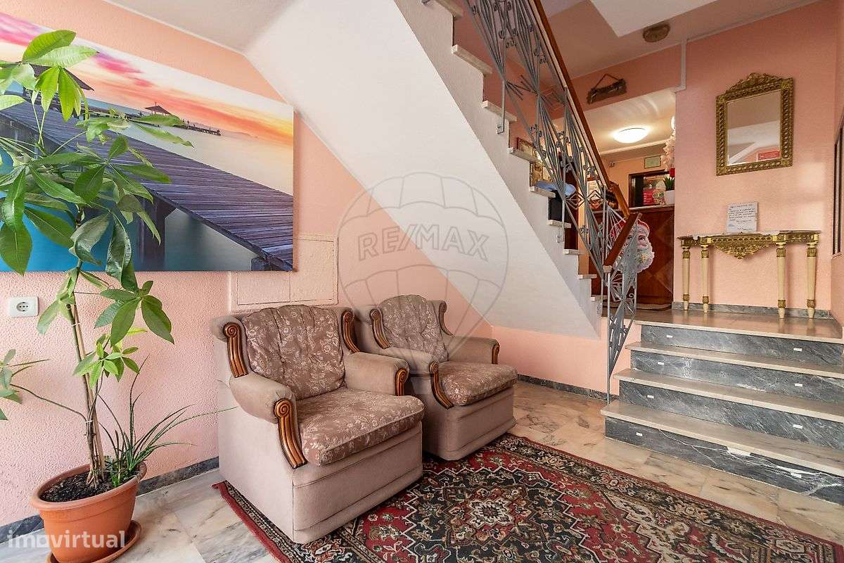 Hotel T19 para venda - Grande imagem: 2/50