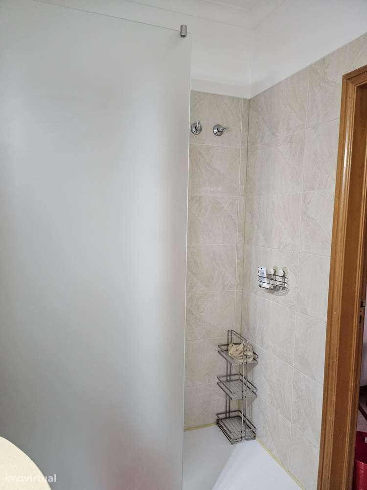 Apartamento T2 equipado e mobilado - 1200,00 € - Grande imagem: 4/17