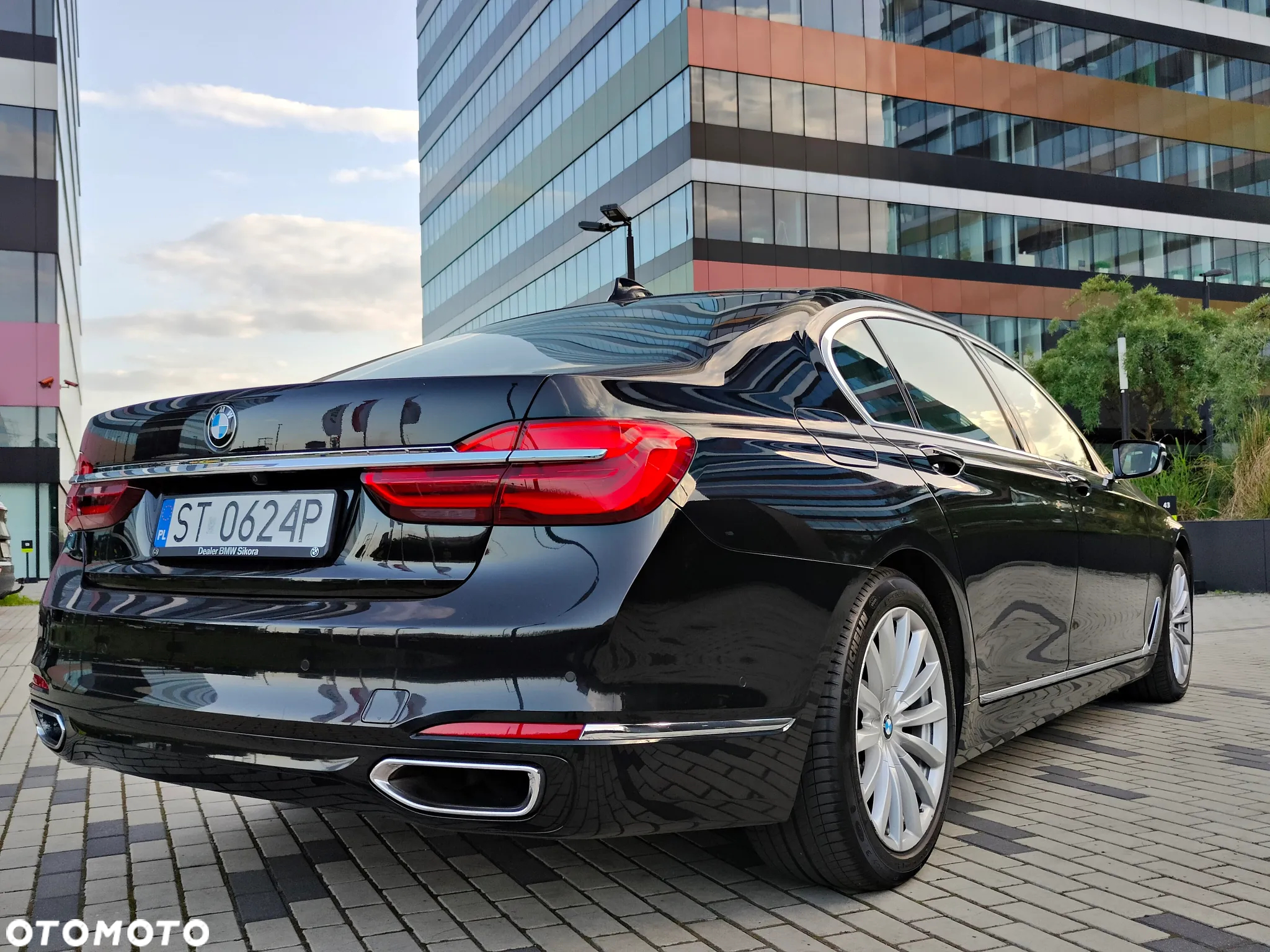 BMW Seria 7 750Li xDrive - 3