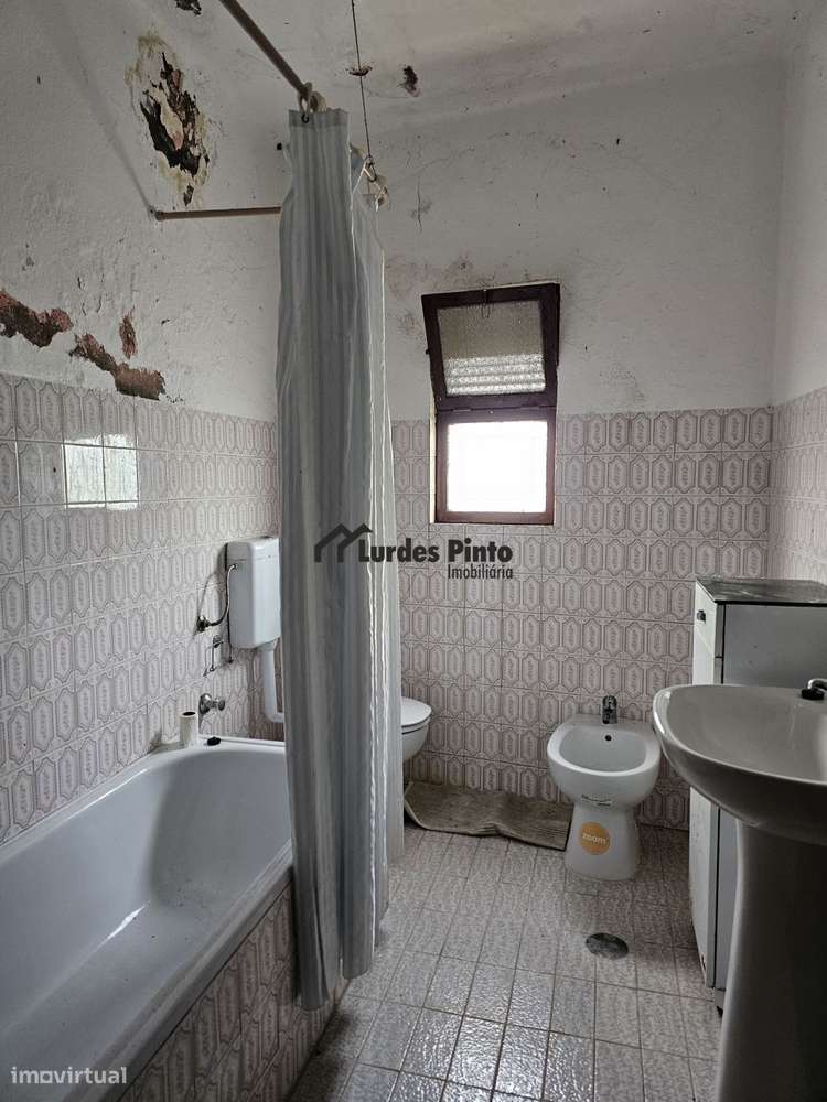 Moradia com Quintal - Grande imagem: 4/21