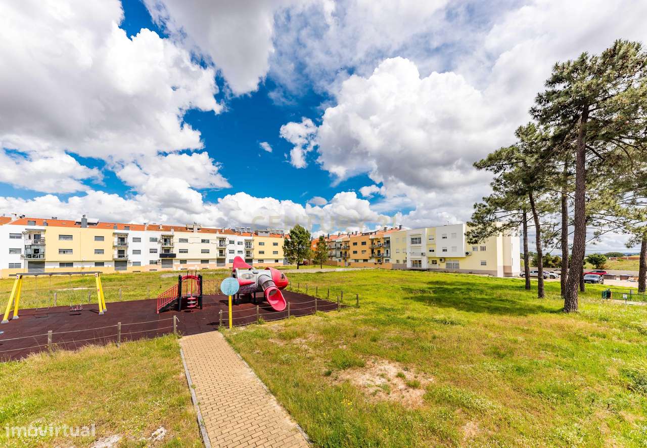 Apartamento T4 Quinta das Laranjeiras - Fernão Ferro-38