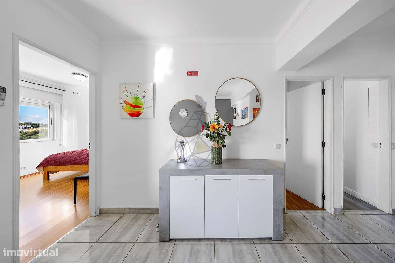 Apartamento de 2 Quartos com Vista Mar e Piscina  a 300m da Praia da R-26