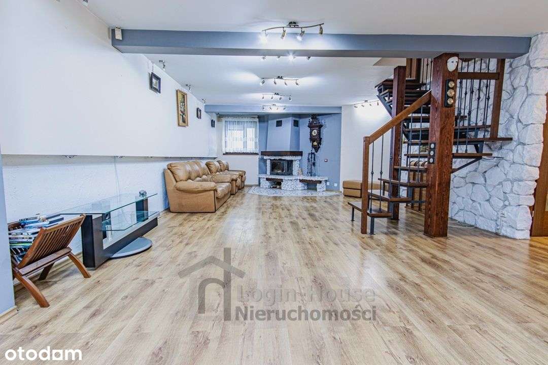 Mieszkanie 4 pokojowe przy Rogatce Warszawskiej-0