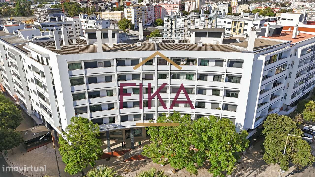 T3 de Design Contemporâneo | Projeto Exclusivo na Praça de Portugal, S-10