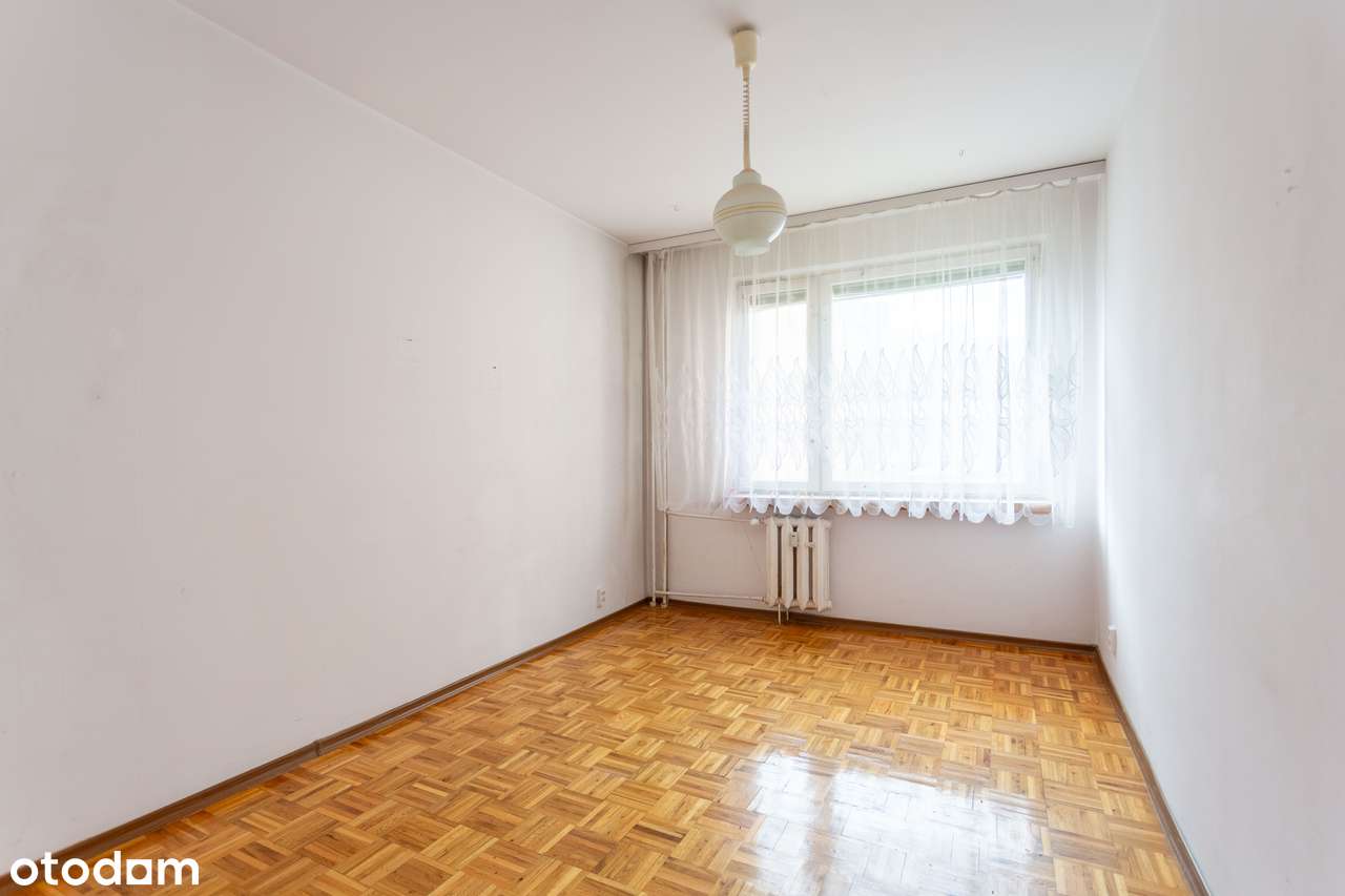 Trzypokojowe mieszkanie z balkonem na Piekarach-6