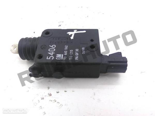 Pistola Fecho De Mala  Opel Corsa B 1.0 I 12v - 1