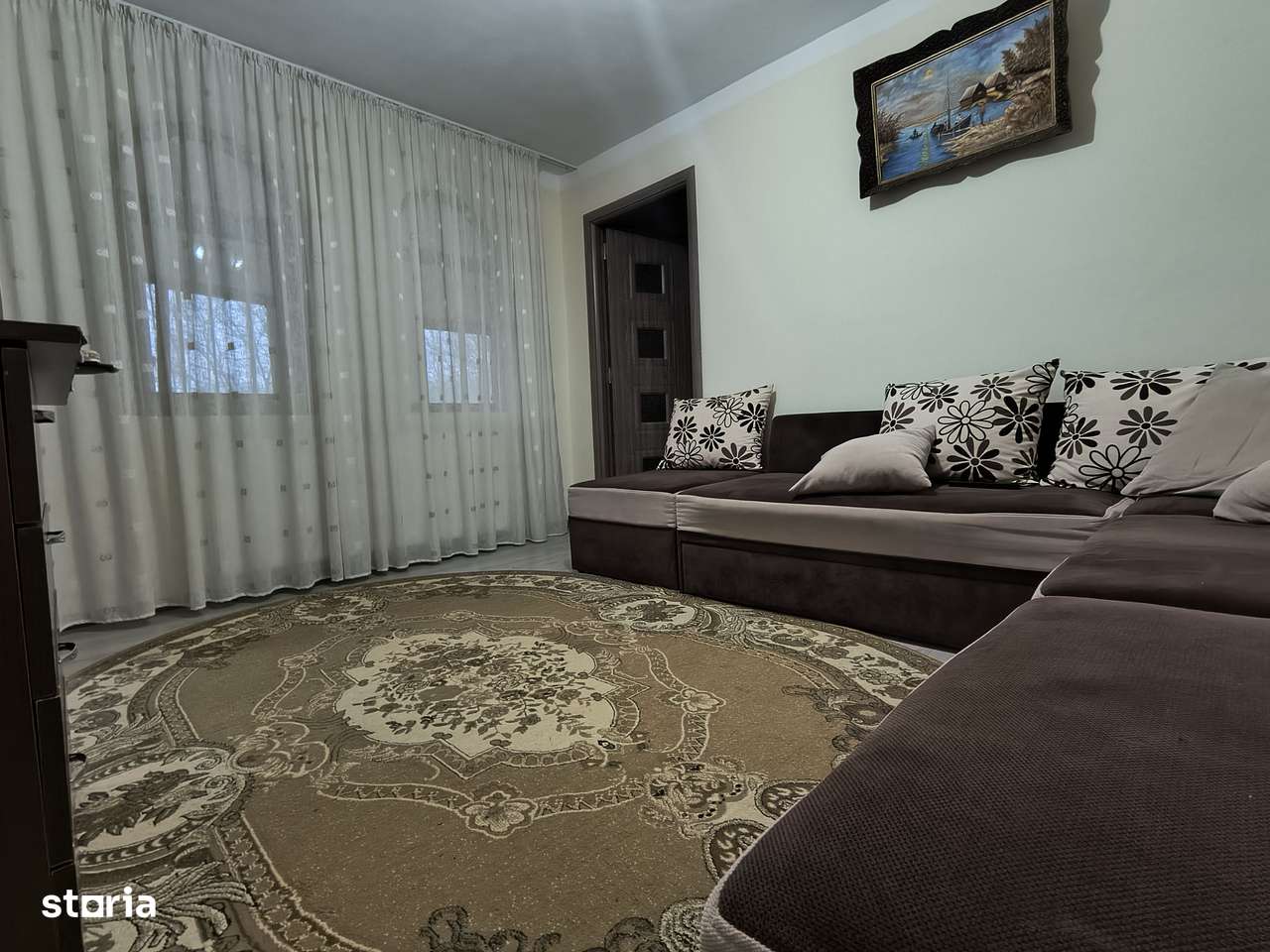 Casa de vânzare în Malu cu Flori- liniște, natura și aer curat!-9