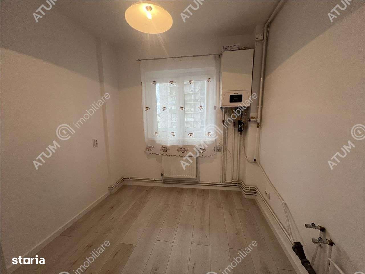 Apartament renovat cu 2 camere decomandate si balcon zona Rahovei - Imagine principală: 5/11