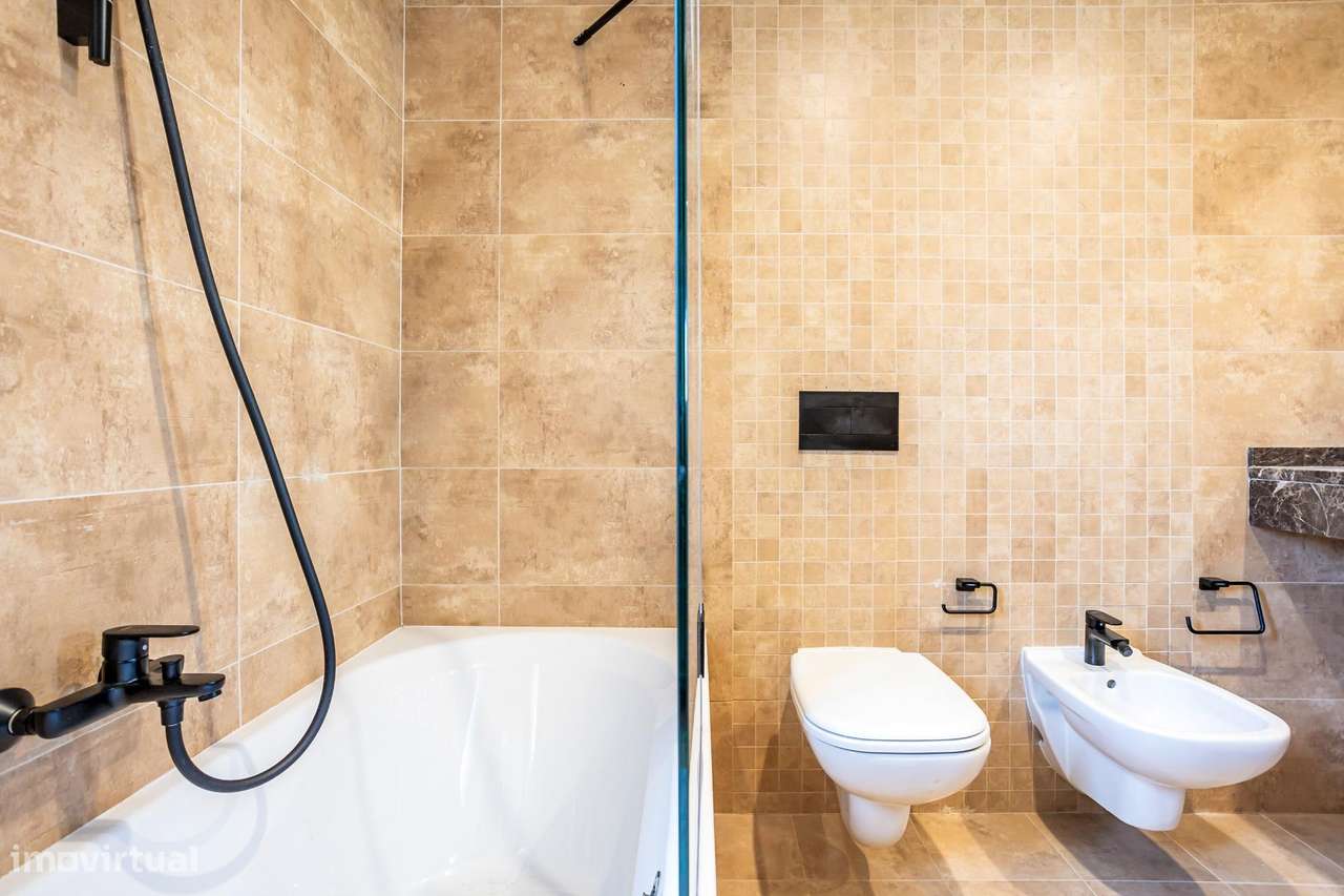 Moradia de Luxo em Condomínio Exclusivo com Piscinas no Carvoeiro-36