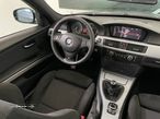 BMW 320 d Touring Navigation Sport - 29