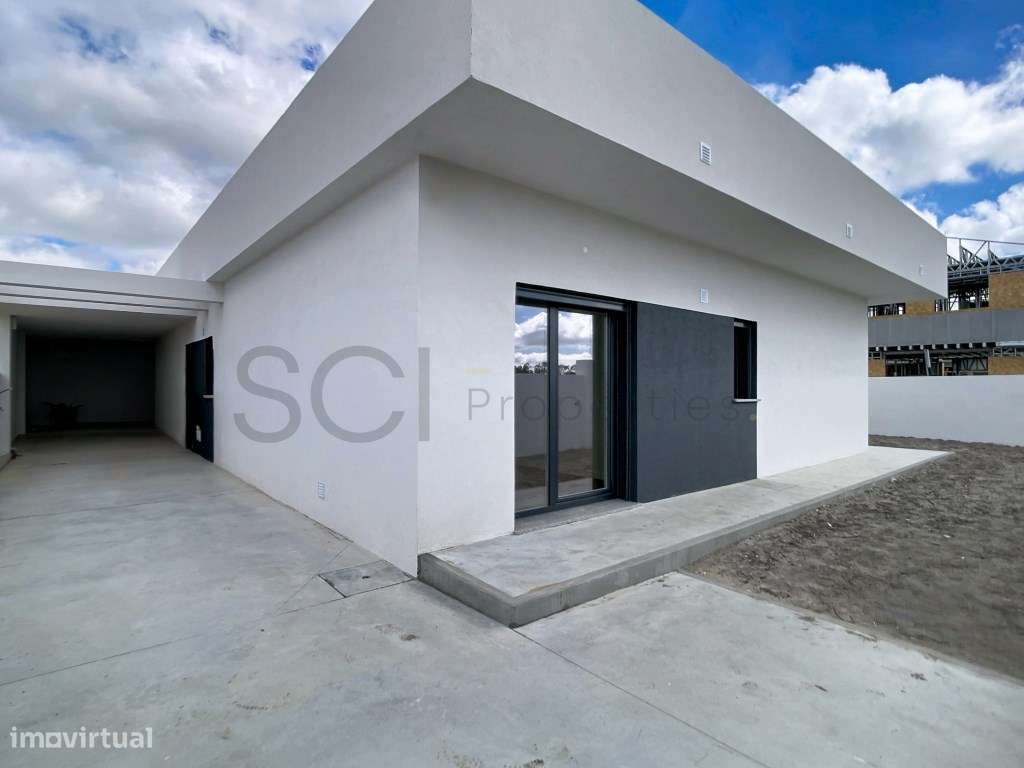 Moradia T4 Quinta Anjo Térrea Independente com Garagem-38