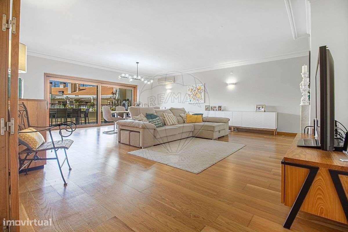 Apartamento T2 para arrendamento - Grande imagem: 2/49