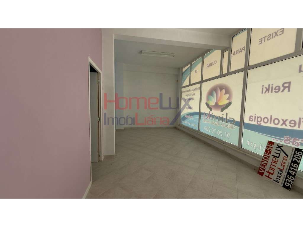 Loja comercial no Centro de Castro Daire para Venda - Grande imagem: 5/16