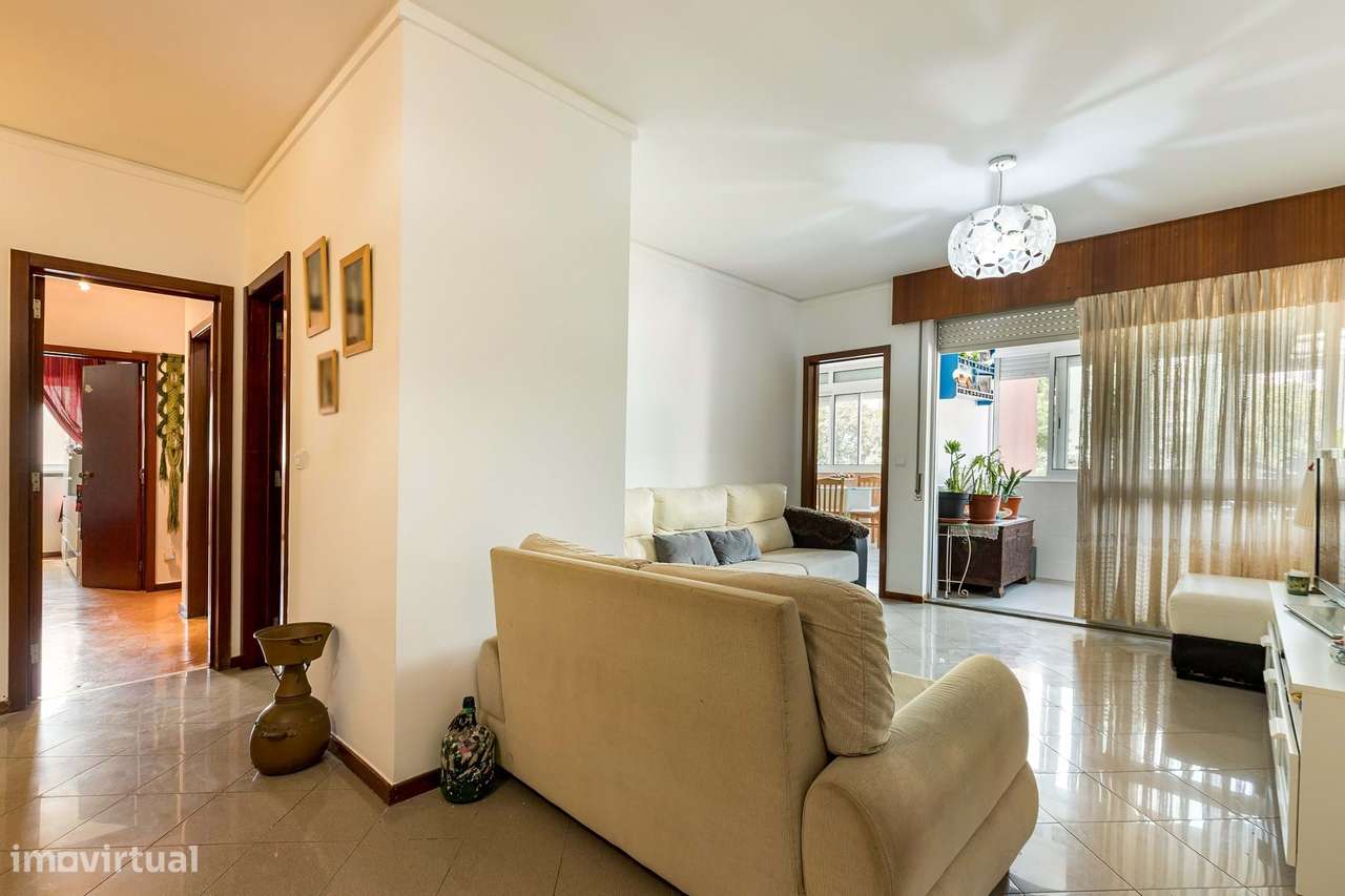 T3 c/ 120 m², Marquise e Arrecadação / Santo António dos Cavaleiros-8