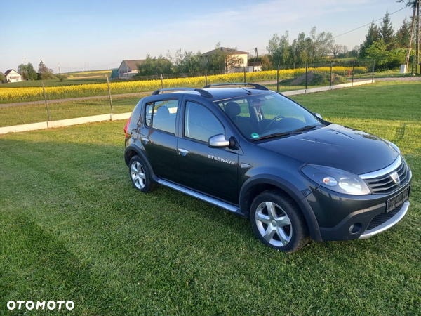 Dacia Sandero 1.6 MPI Stepway - 2